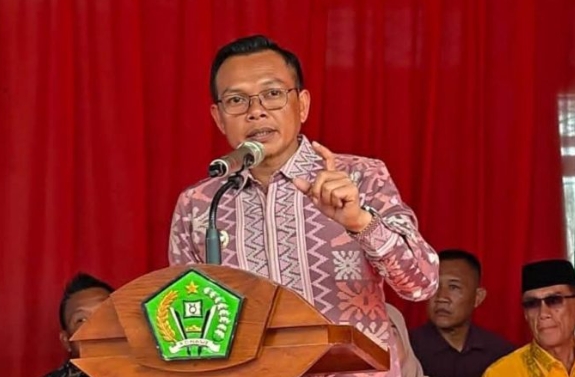 Bupati Yusran Akbar Siap Beri Bantuan Mahasiswa Kedokteran Asal Konawe