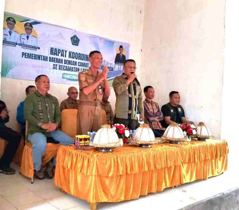 Perkuat Sinergi Pemerintahan, Wabup Konawe Gelar Rakor Bersama Camat, Lurah, dan Kades di Latoma
